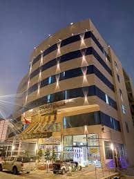 الصورة 2 من 8